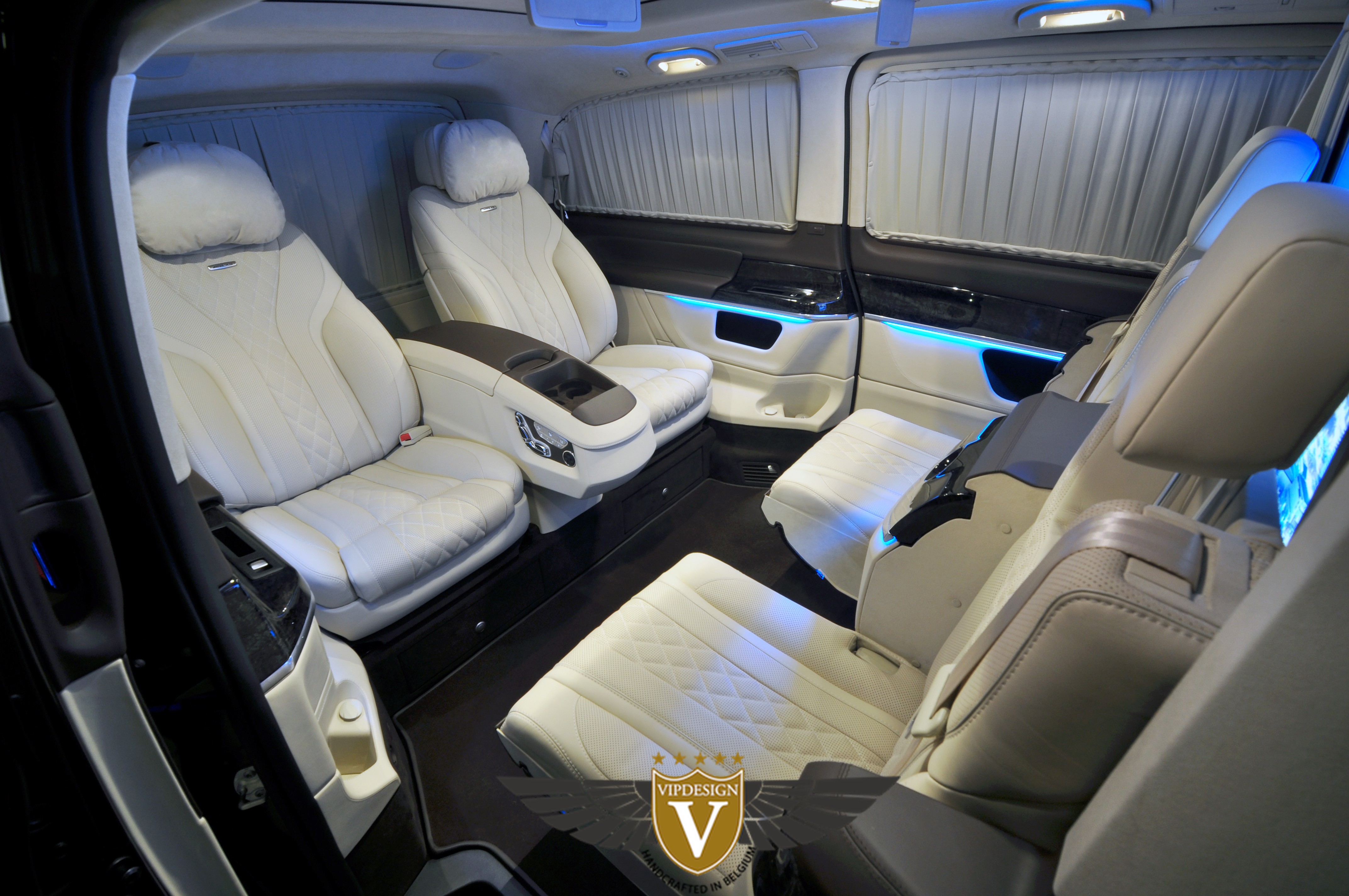 Mercedes V-class V8 - Mercedes V-Class - VIPdesign